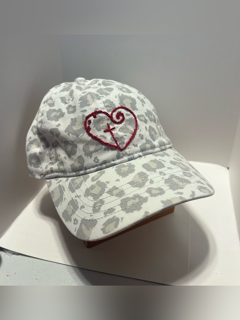 Kids Grey Leopard Print Baseball Cap with Red Heart Stitching